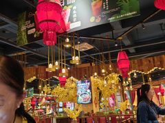 -老滇山寨•云南特色菜•地方菜•民族风情歌舞表演(金碧店)