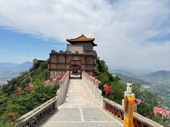 -鸡鸣山旅游风景区