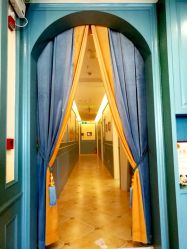 -静博士养生美容连锁