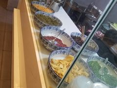 自助取餐区-柳石居柳州螺蛳粉(万达店)