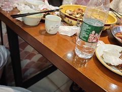 -休记光头香辣蟹干锅(绵竹店)