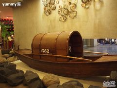 -八府香鸭·啫啫煲(华山路店)