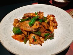 回锅肉炒荷包蛋-纯阳•六两酒馆