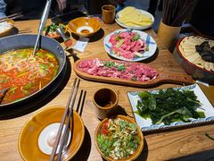 -贵厨酸汤牛肉(小十字店)