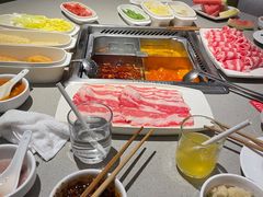 -海底捞火锅(新松江路店)