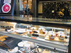 面包甜点陈列柜-福楼法餐厅FLO