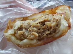 榨菜鲜肉月饼-王家沙点心店(南京西路总店)