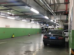 -上海长海医院-地下停车场