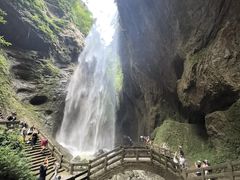 -龙水峡地缝景区