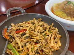 -鹤鸣嘉印象饭店(东市场小区店)