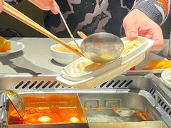 -海底捞火锅(金山百联店)