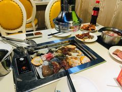 -爱客得牛排海鲜烤肉·火锅自助(春熙路黑金好店)