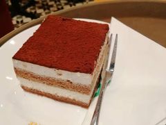 -西西弗书店&矢量咖啡(壹方购物中心店)