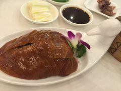 特色烤鸭-九花山烤鸭店