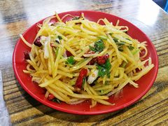 炝拌土豆丝-老王太太串吧(中街店)