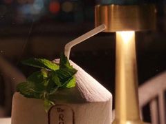 -The ROOF (通盈中心店)