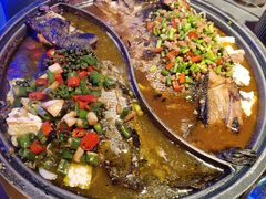 -令狐冲·炭烤活鱼(宝龙店)