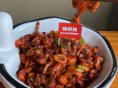 -莲餐厅·湖北菜·潜江小龙虾店(愚园路店)