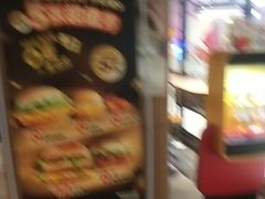 -麦当劳(百联西郊购物中心店)