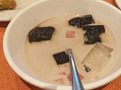 -亚龙湾希尔顿自助餐厅·海鲜·烧烤·沙滩BBQ·现场乐队