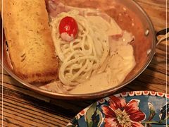 -I HOLIC艾豪丽披萨(KKone店)