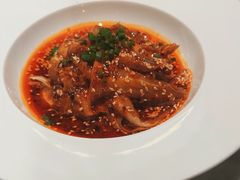 -渝信川菜 · 川味家常菜(财富购物中心店)