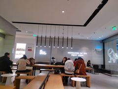 -喜茶(杭州滨江宝龙店)
