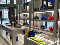 -BALENCIAGA(比斯特苏州购物村店)