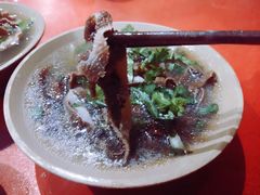-谢老五跷脚牛肉·非遗传承店