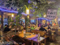 大堂-城墙拐拐火锅(三峡广场黑金冠店)
