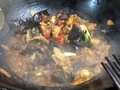 招牌菜柴火鸡-潭州老友灶台鸡·竹屋老灶(光明E城店)