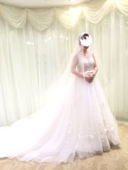-艾米丽婚纱礼服