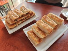 牛肉大葱锅贴-小街锅贴(护国寺店)