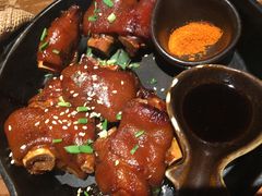 个旧烤猪蹄-云海肴·汽锅鸡·云南菜(美罗城店)