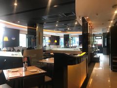 -必胜客(机场路店)