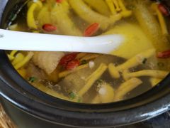 -七的湖·晚芳亭·阳澄湖农家菜·大闸蟹(莲花岛店)