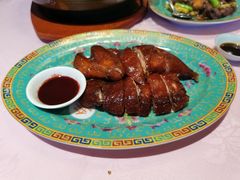 蒜香南乳脆皮鸡-誉八仙酒楼(静安大悦城店)