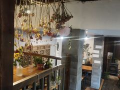 -蓝壁虎咖啡酒馆