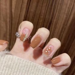 -悦指间美甲美睫