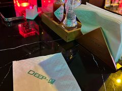 -DEEP·美式餐吧(五棵松华熙LIVE店)