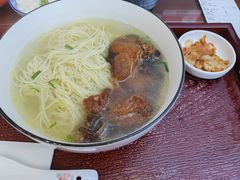 -百年老字号·观振兴蟹黄面·三虾面·苏式面(观前街富仁坊巷店)