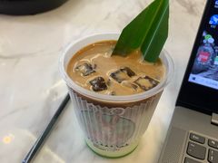 -red donkey coffee