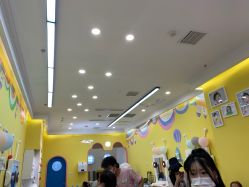 -爆米花儿童美发乐园