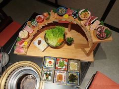 -山川小町·极番烧肉(新地假日广场店)