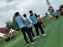 -亲兄弟真人CS团建拓展基地