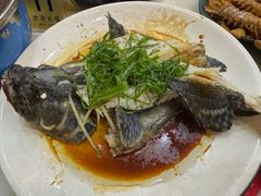 -覃记海鲜美食餐厅
