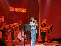 -TZ House音乐现场(来福士中心店)