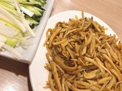 杏鲍菇炒肉丝-姥家春饼店(漳州二路店)