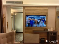 -汉庭优佳(成都一品天下蜀汉路东地铁站店)