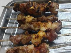 -烤肉小伙烤肉店